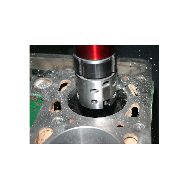 Cylinder Drilling & Fine honing 2 (oversize piston) Karting Be...